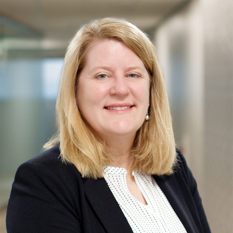 Headshot of Cathy Reilly
