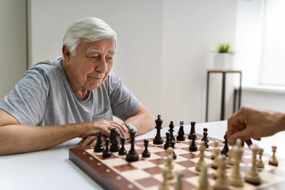 The Elderly Playing Games: Benefits of Play for Older Adults